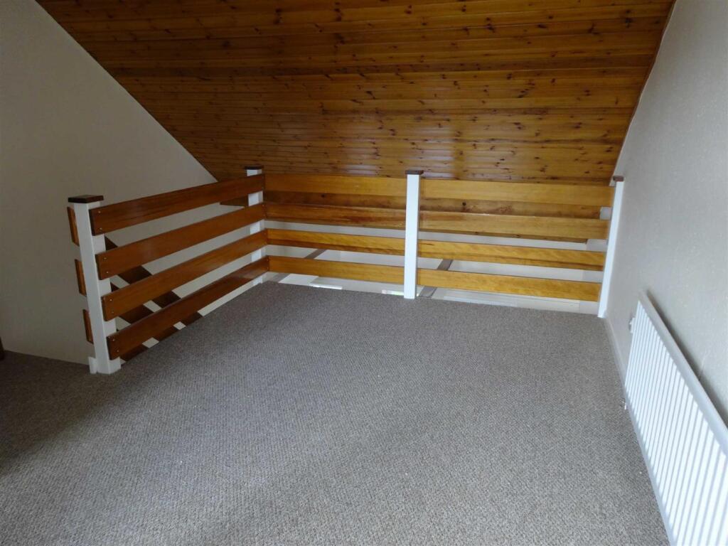 House in Derby, Mickleover - More
