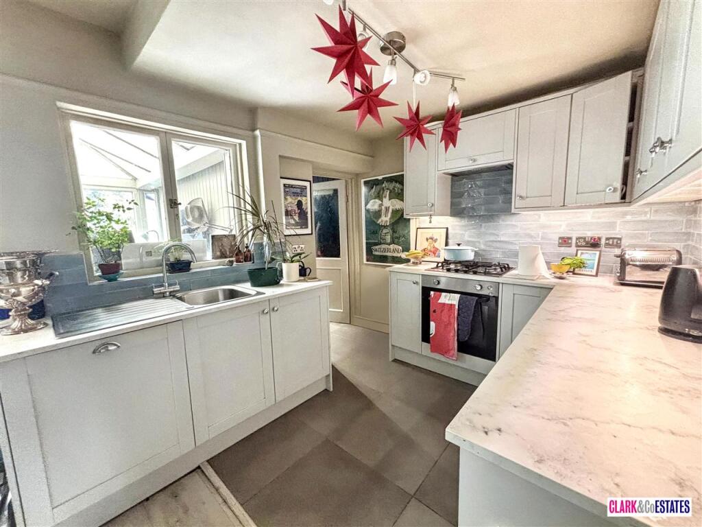 House in Exeter, Devon - View 5