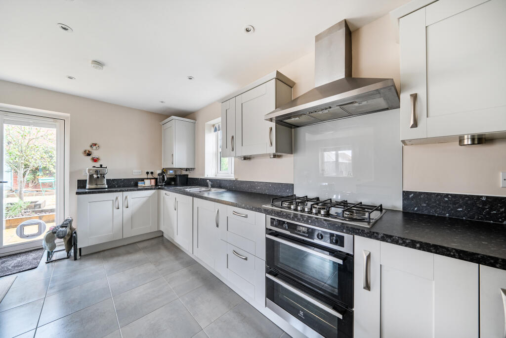 House in Swindon, Abbey Farm, St. Andrews - View 2