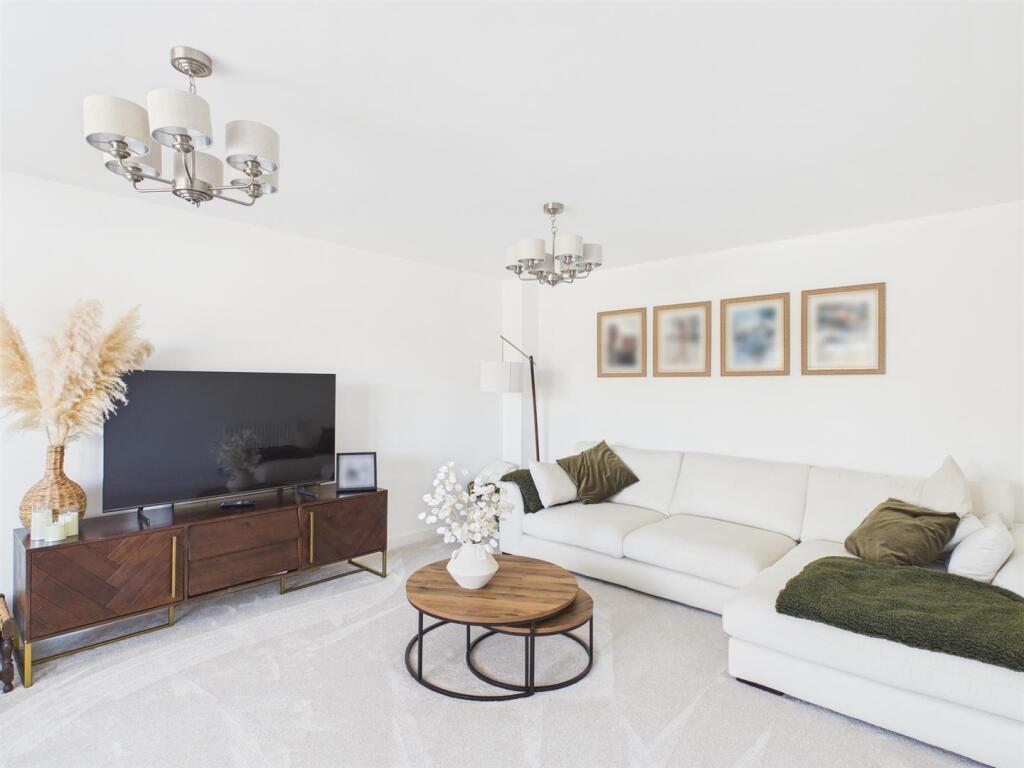 House in Amber Valley, Quarndon - View 3