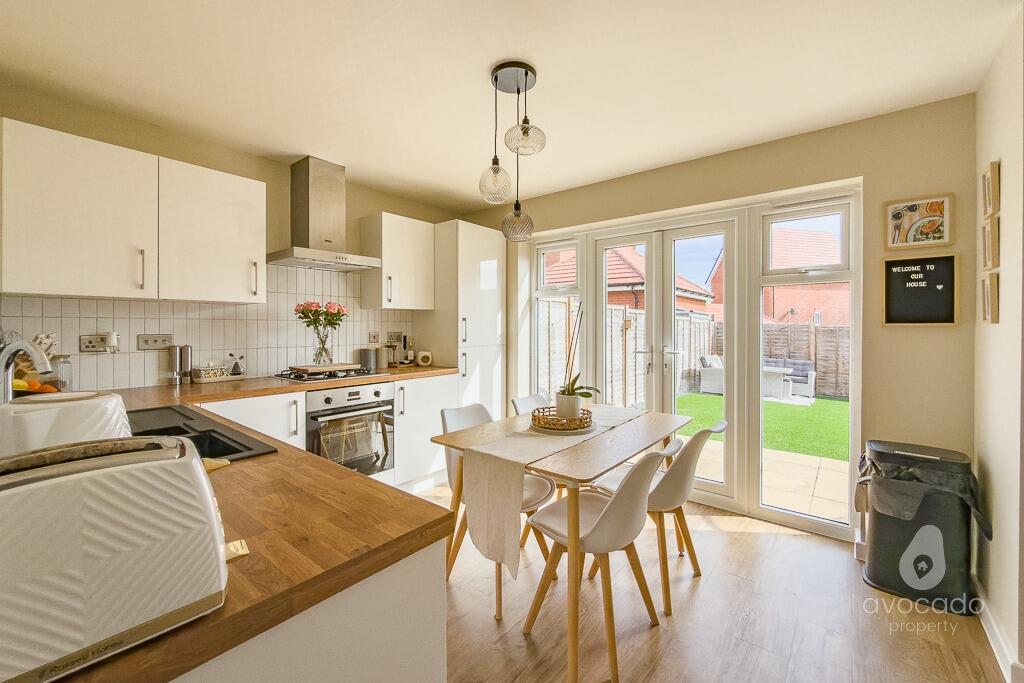 House in Binfield, Bracknell Forest - View 2