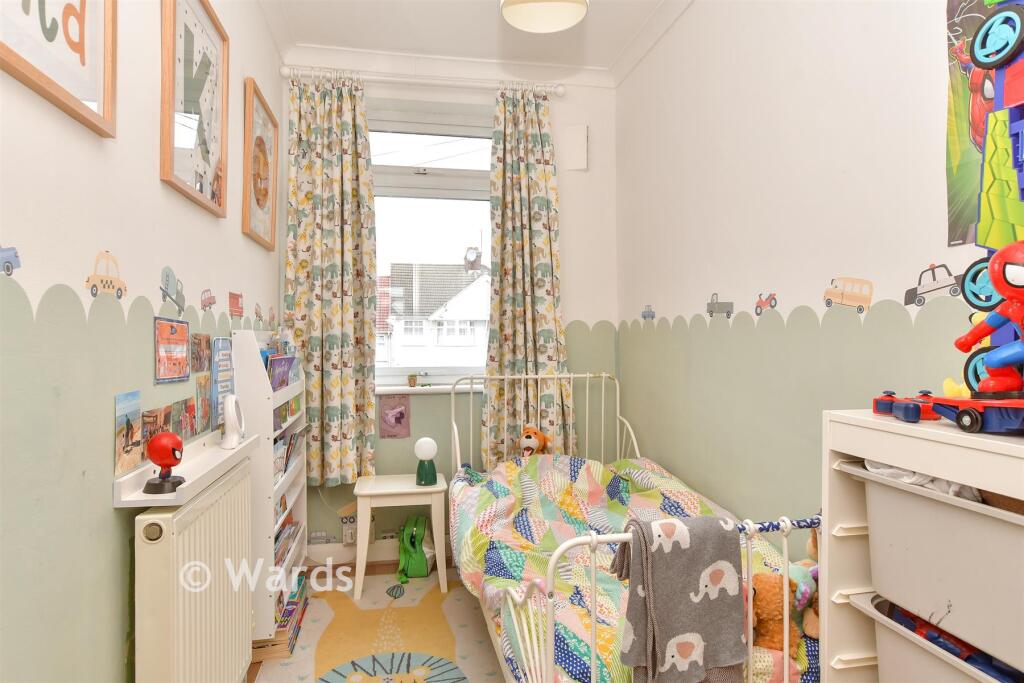 House in Dartford - More