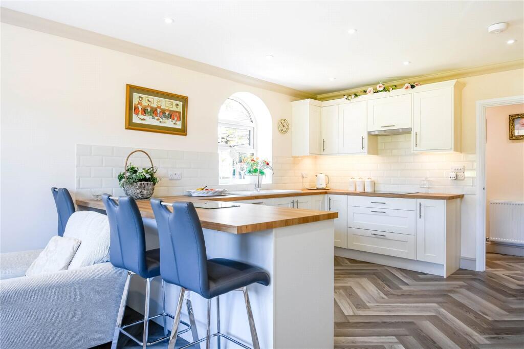House in Enborne Row, Enborne - View 5