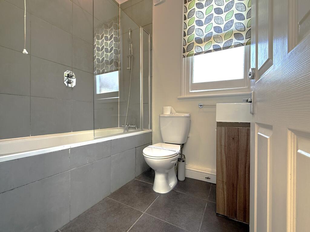 Apartment in London, Chingford - View 4