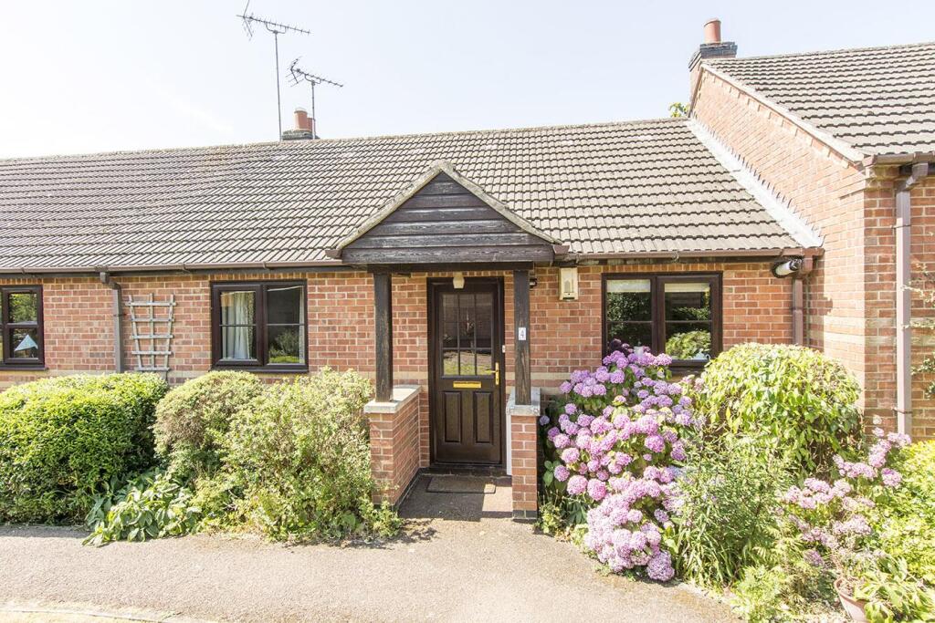 2-bed house on Turnbull Close, Leicester, £245,000
