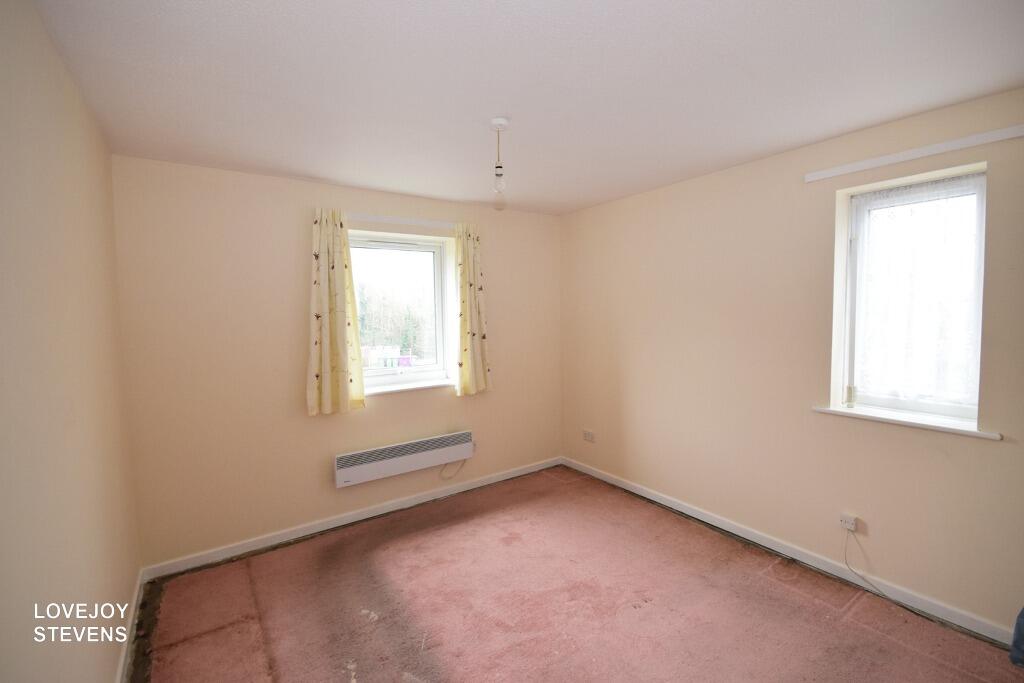 Eeklo Place, Newbury, RG14 photo 4