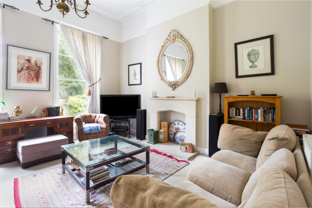 Pittville Circus, Cheltenham, GL52 – pohled 3