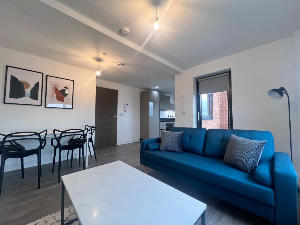 Main image of property: 162 Hurst Street, Liverpool, Merseyside, L1