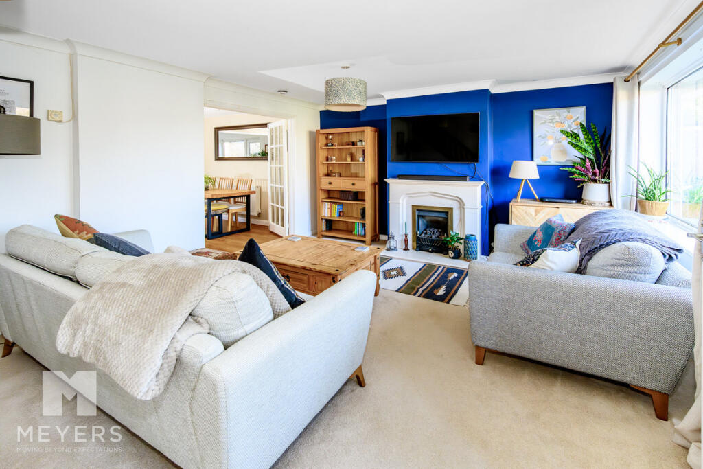 Cook Close | Ringwood | BH24 photo 2