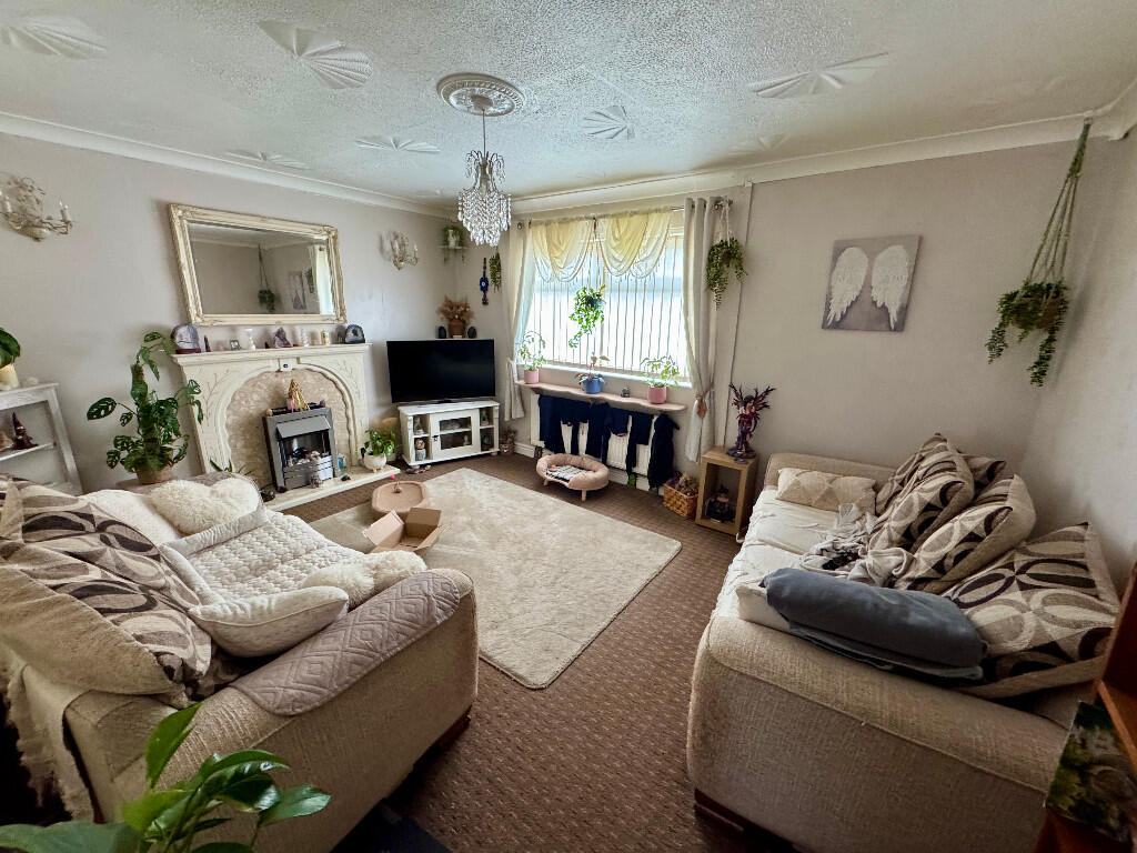 Knowles Place, Wigan, WN1 photo 2