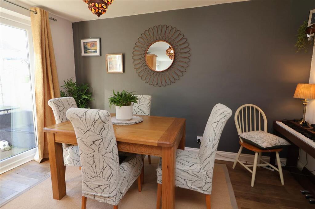 House in Haverfordwest, Pembrokeshire - More