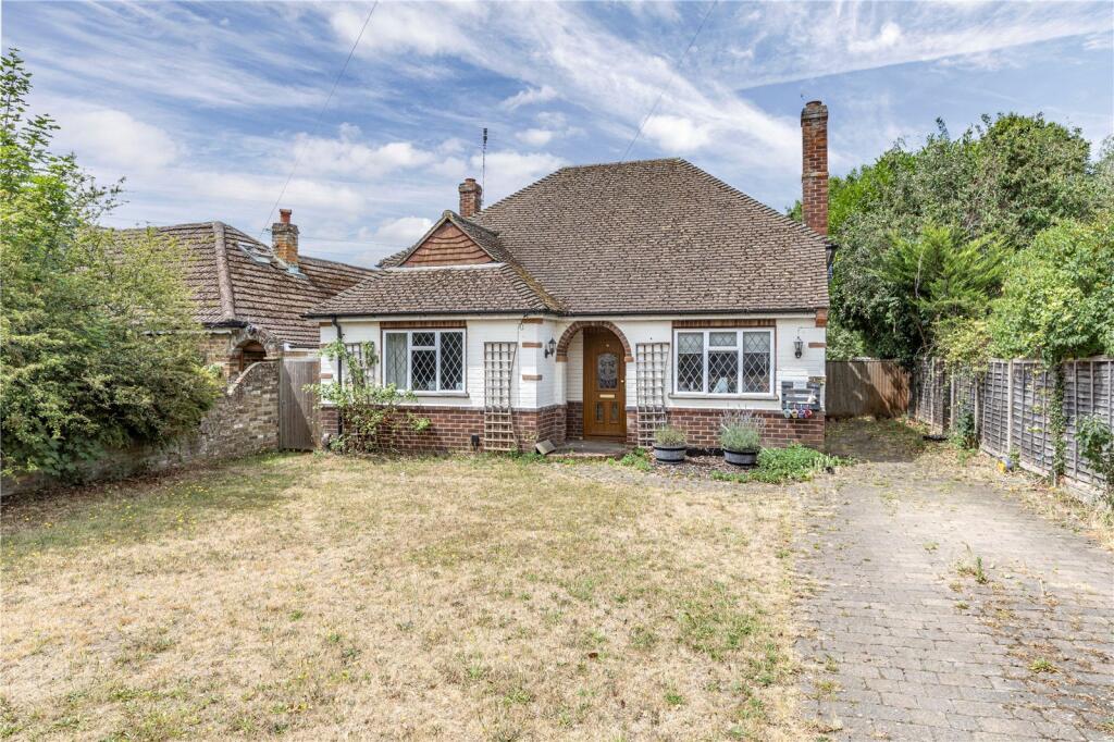 2-bed house on Sanway Road, Byfleet, West Byfleet, Surrey, KT14, £529,000
