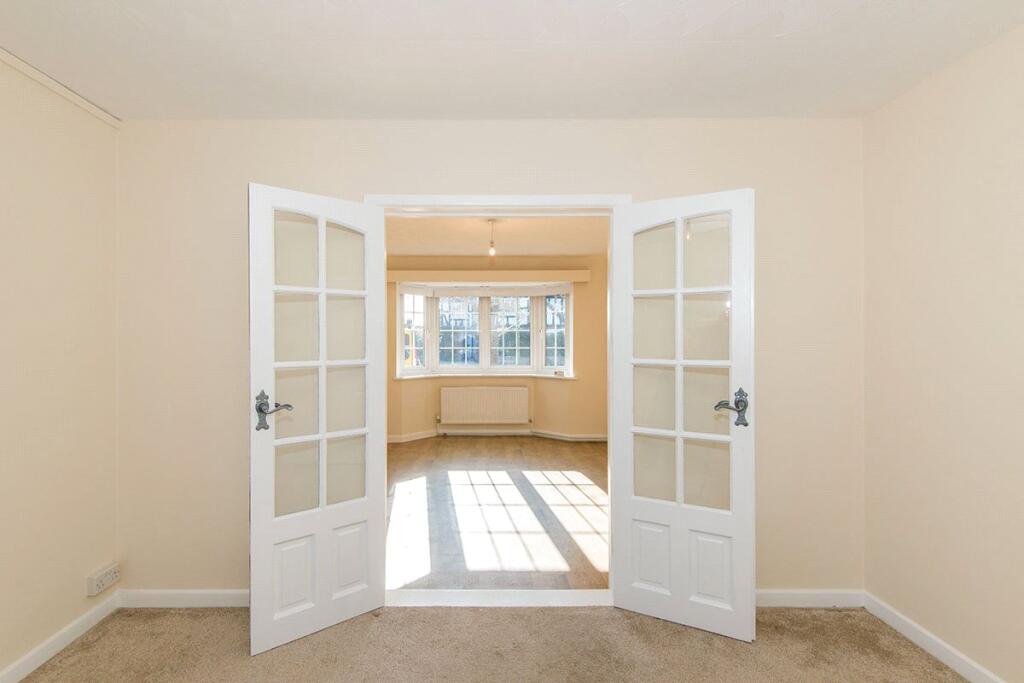 House in Portsmouth - View 5