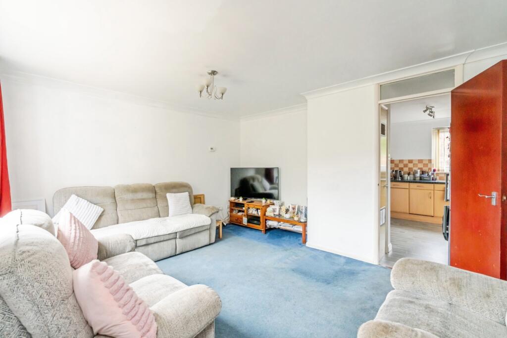 House in Portsmouth - More