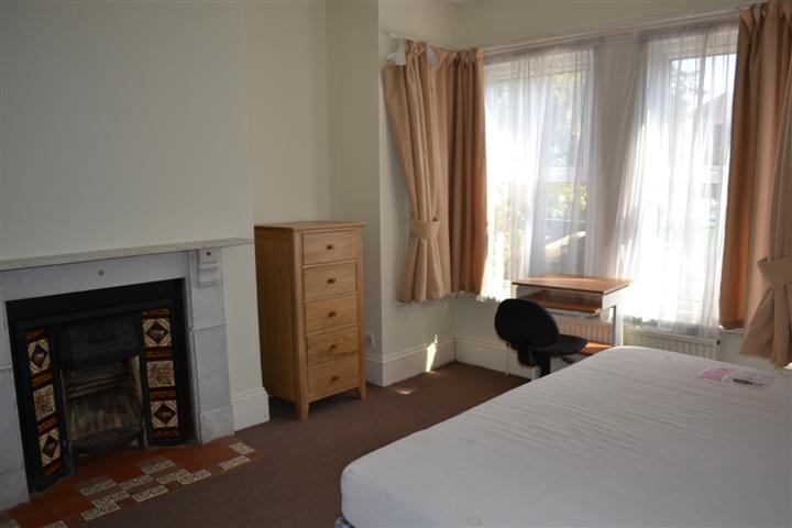 Stafford Road, Shirley - View 4