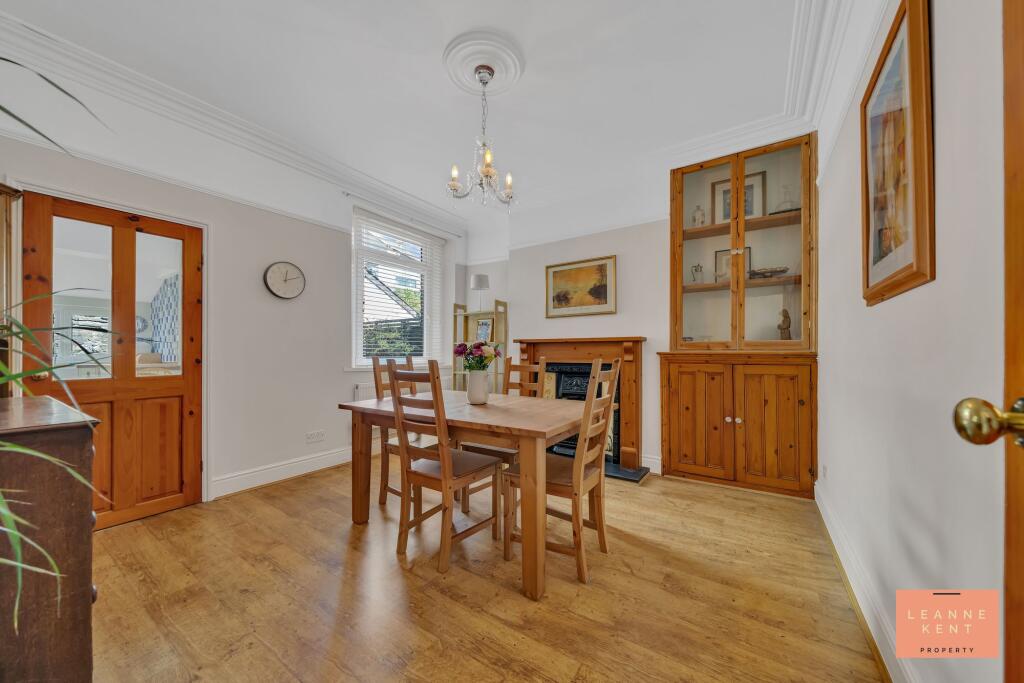 House in Cardiff - View 4
