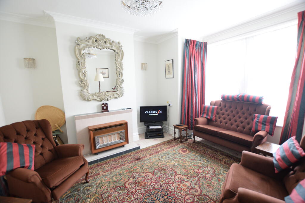 House in Eastbourne, East Sussex - View 4