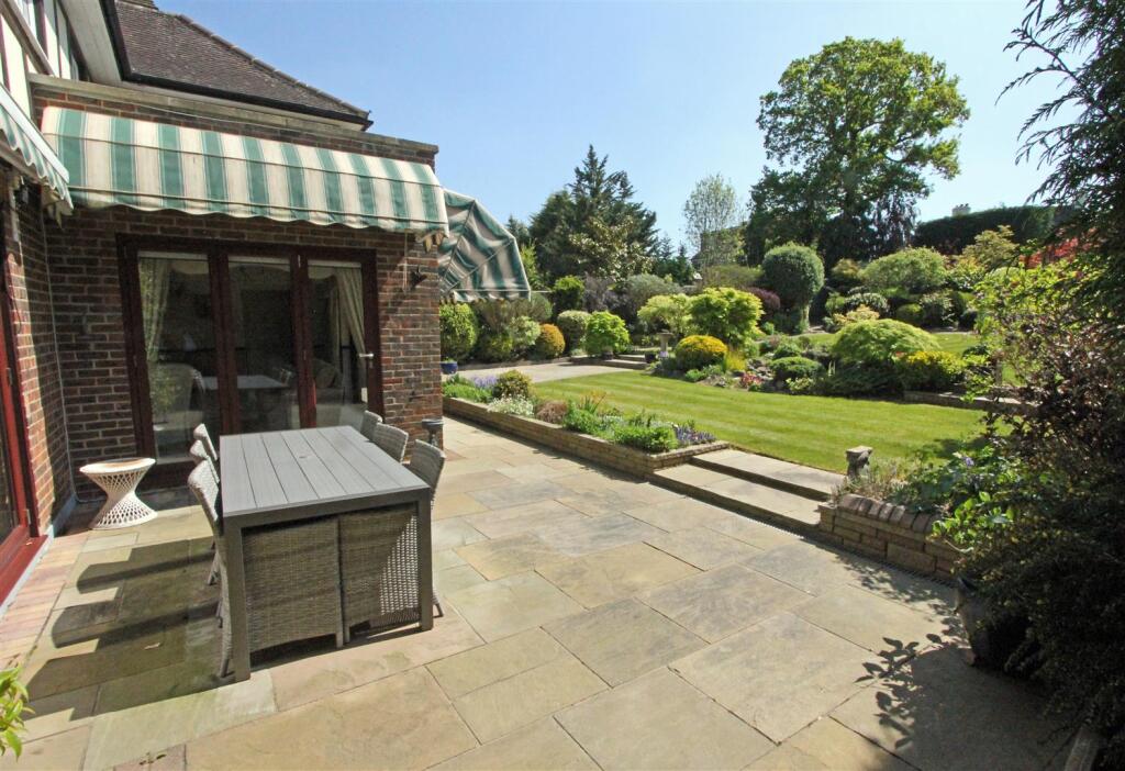 Additional image 33 of Brookmans Avenue, Brookmans Park