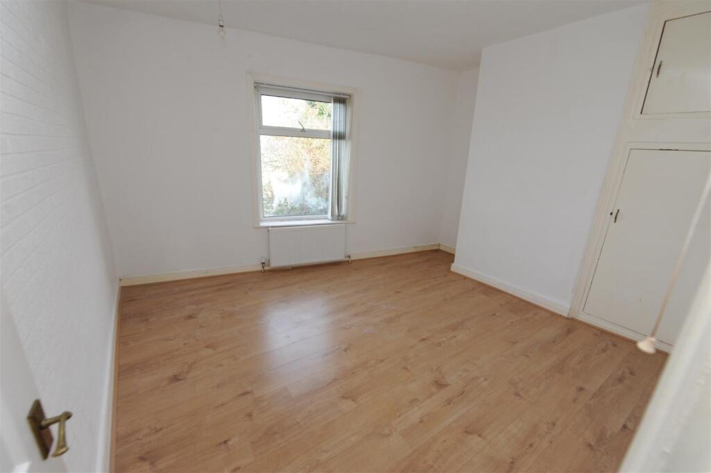 Additional image 6 of Eldon Place, Cutler Heights, Bradford