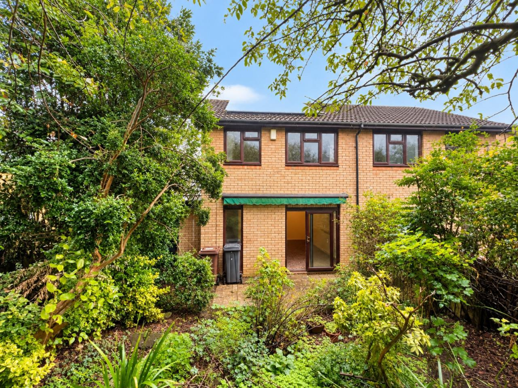 House in Gloucester - More