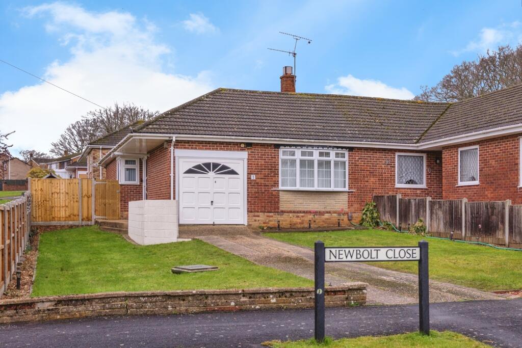 Main image of property: Newbolt Close, Waterlooville, Hampshire, PO8