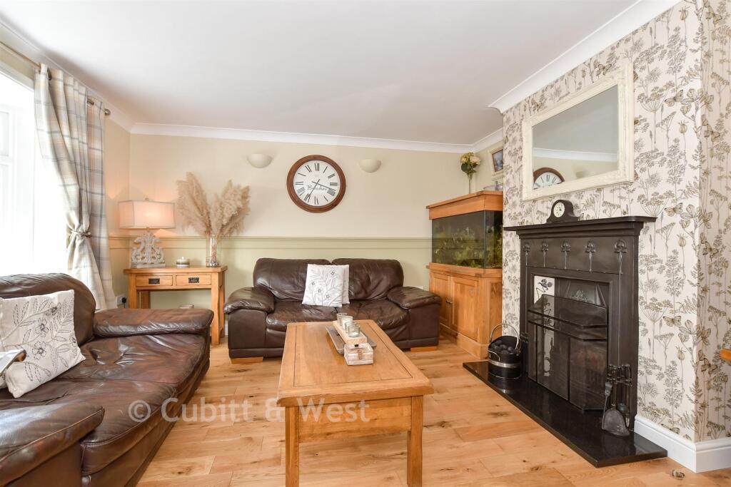House in Brighton - View 5