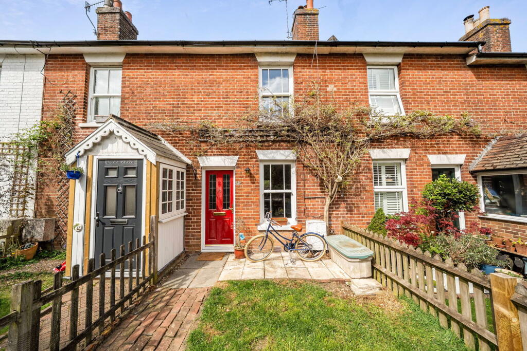 3-bed terraced on Common View, Rusthall, Tunbridge Wells, £385,000