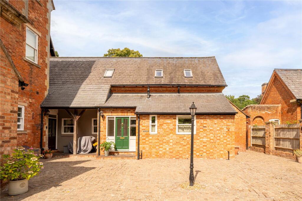 Main image of property: Eathorpe Park, Eathorpe, Warwickshire, CV33