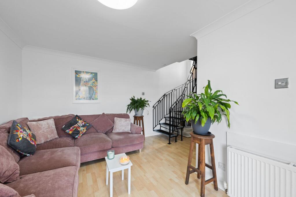 House in Winchburgh, Faucheldean - More