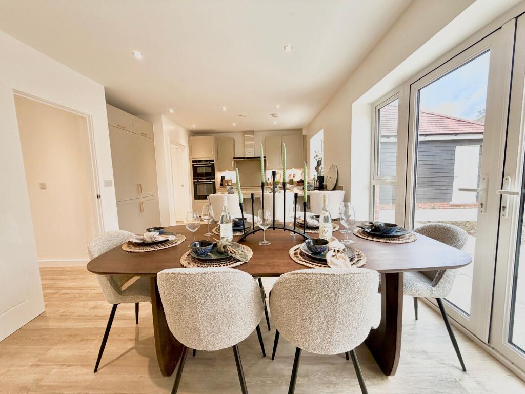 House in Milton Keynes - View 4