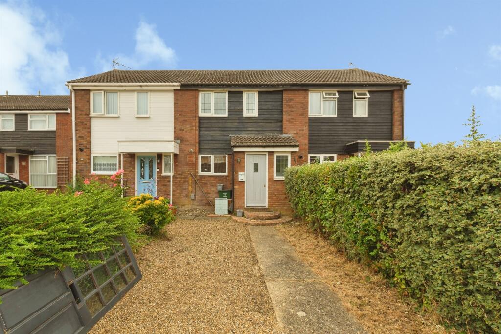 Main image of property: Bronte Close, Aylesbury