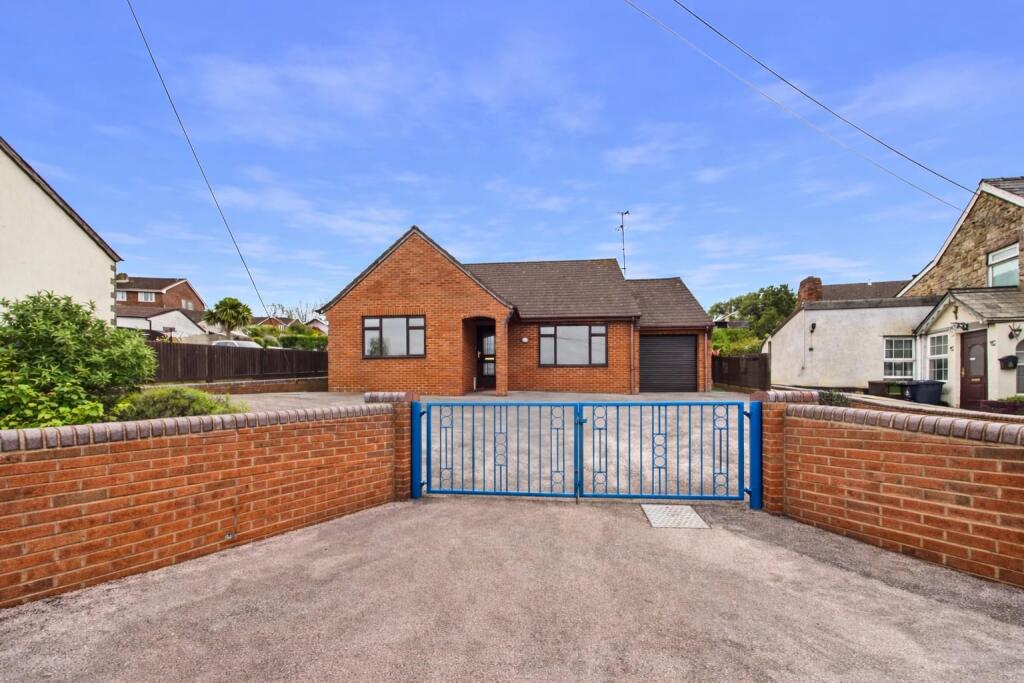 2 bedroom detached bungalow for sale in Ruspidge Road, Cinderford, GL14