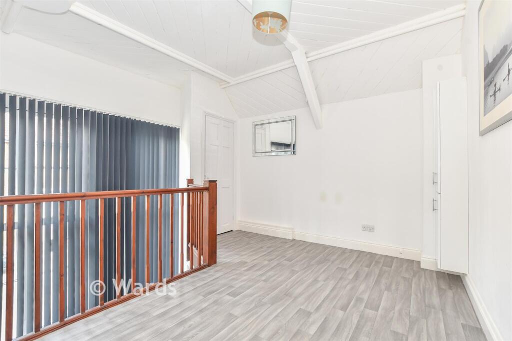 Apartment in Sheerness, Marine Town - More