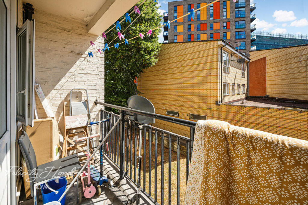 Apartment in London - View 4