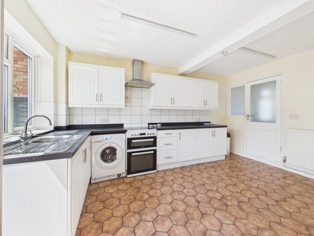 Weynor Gardens, Kelling, NR25 - View 3