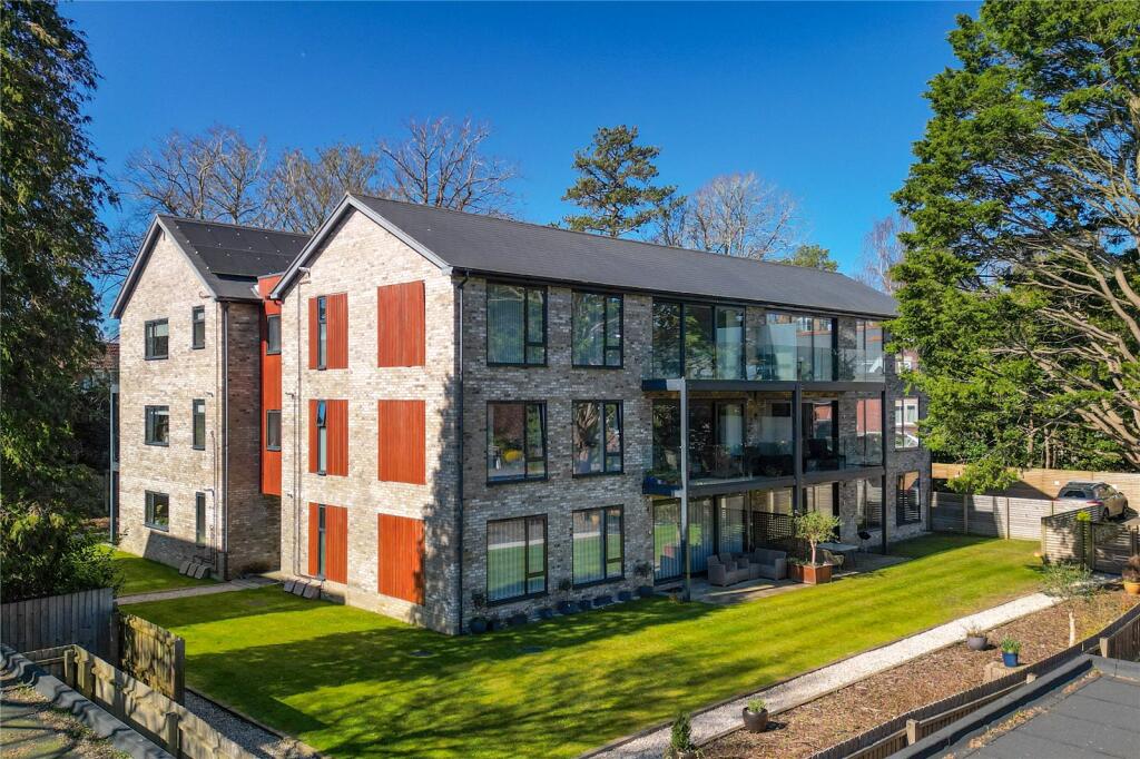 Main image of property: The Avenue, Poole, Dorset, BH13