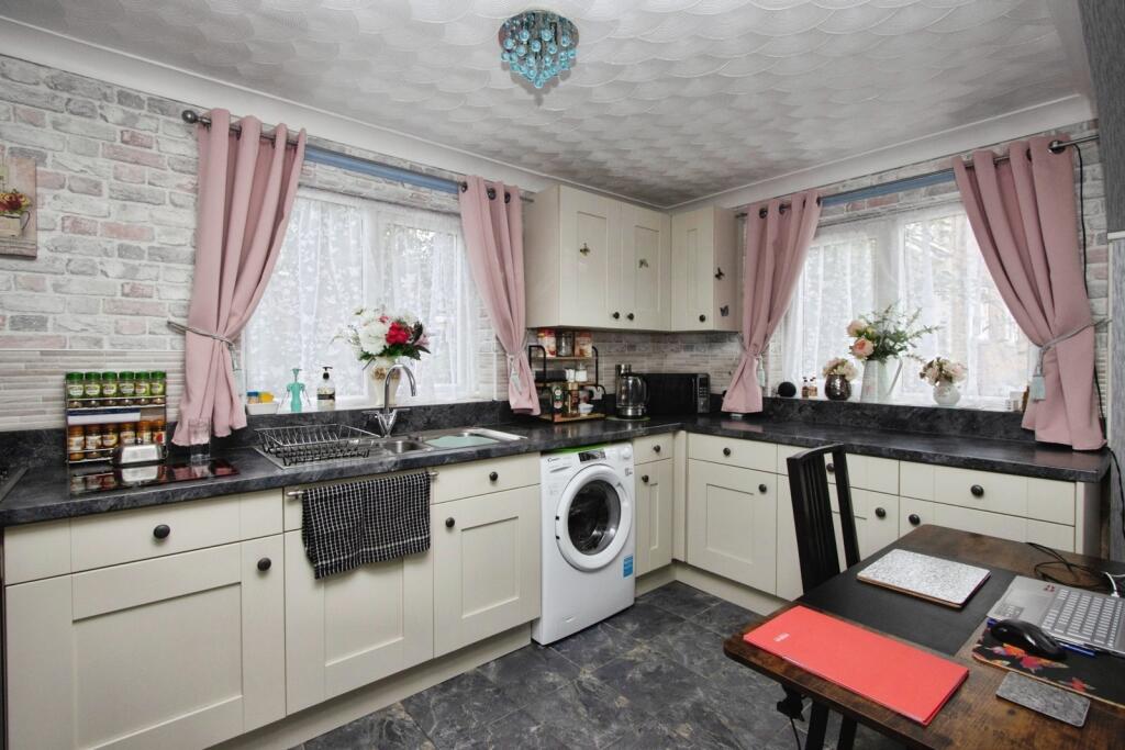 Apartment in Wakefield, Primose Hill, Belle Isle - View 3