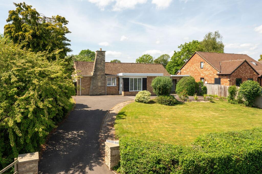 Main image of property: Moor End Road, Radwell, MK43