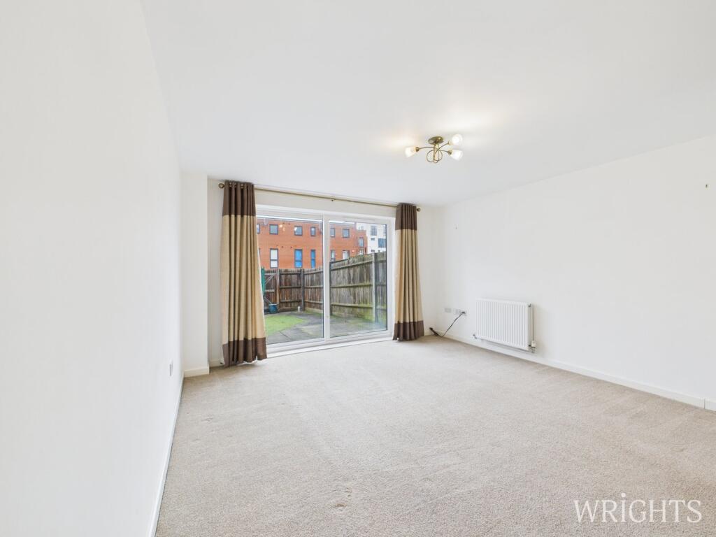 House in Welwyn Garden City, Peartree - View 2