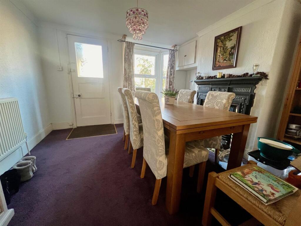 House in Maldon, Burnham-on-Crouch - More