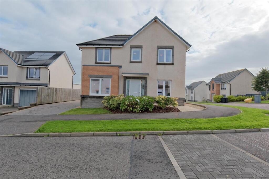 Main image of property: Tyndrum Crescent, Hamilton