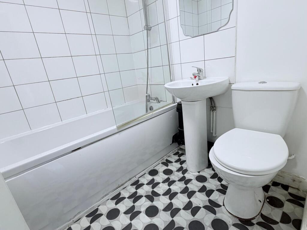 Additional image 8 of Billesley Lane, Moseley, Birmingham, B13