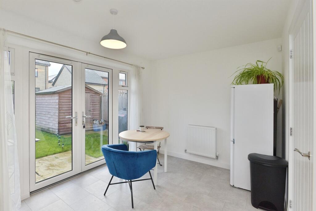 Hardy Close, Glebe Farm, Milton Keynes photo 4