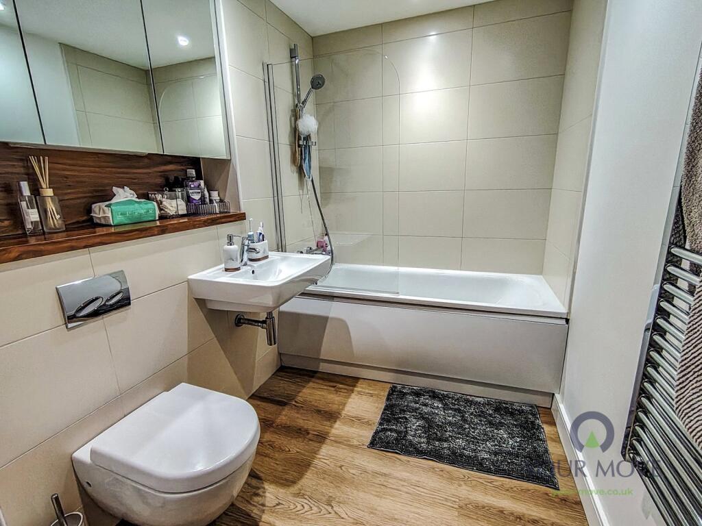 Apartment in Gillingham, Medway - View 3