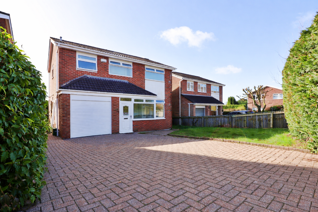 Main image of property: The Dell, Tonteg, CF38