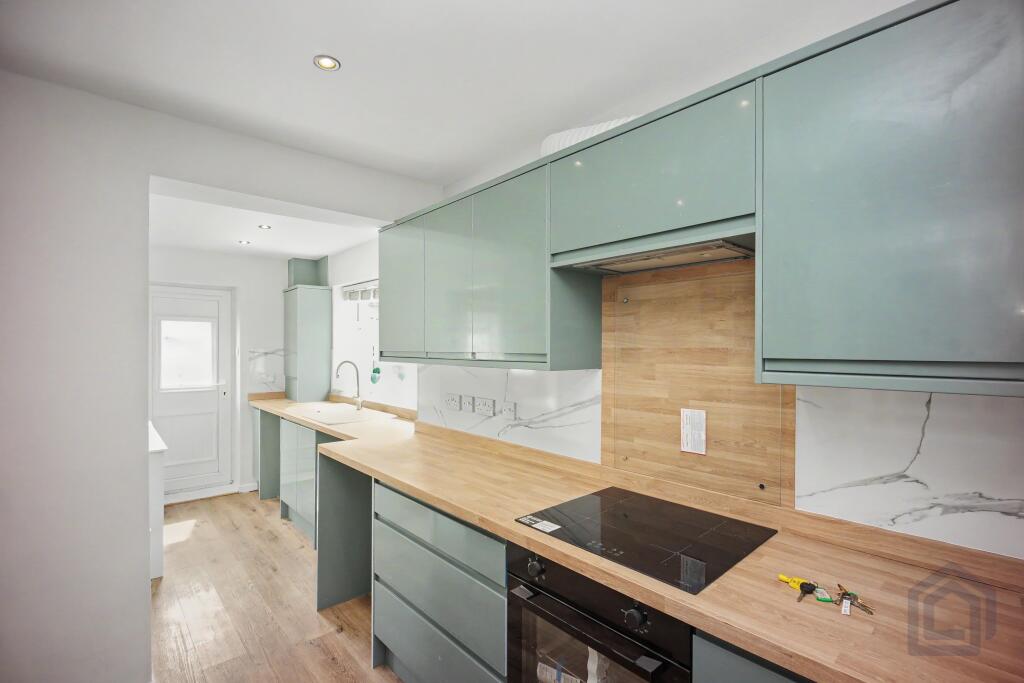25 Halsall Lane, Ormskirk, L39 3AS - View 6