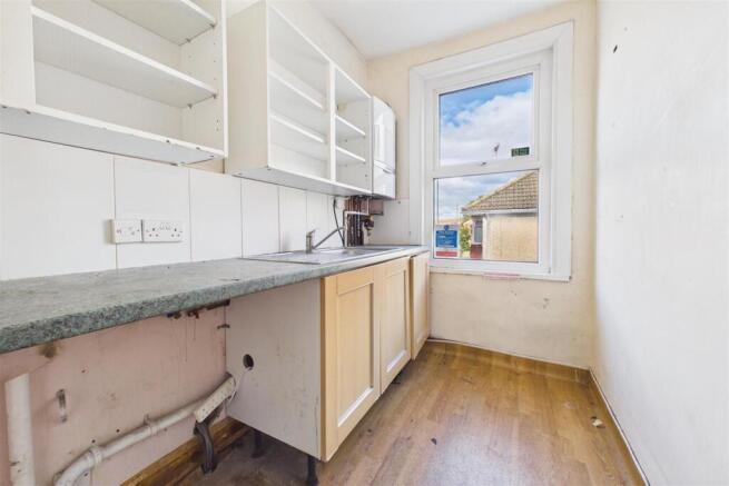 31 Lyndale Road, St George, Bristol BS5 7AA | Free