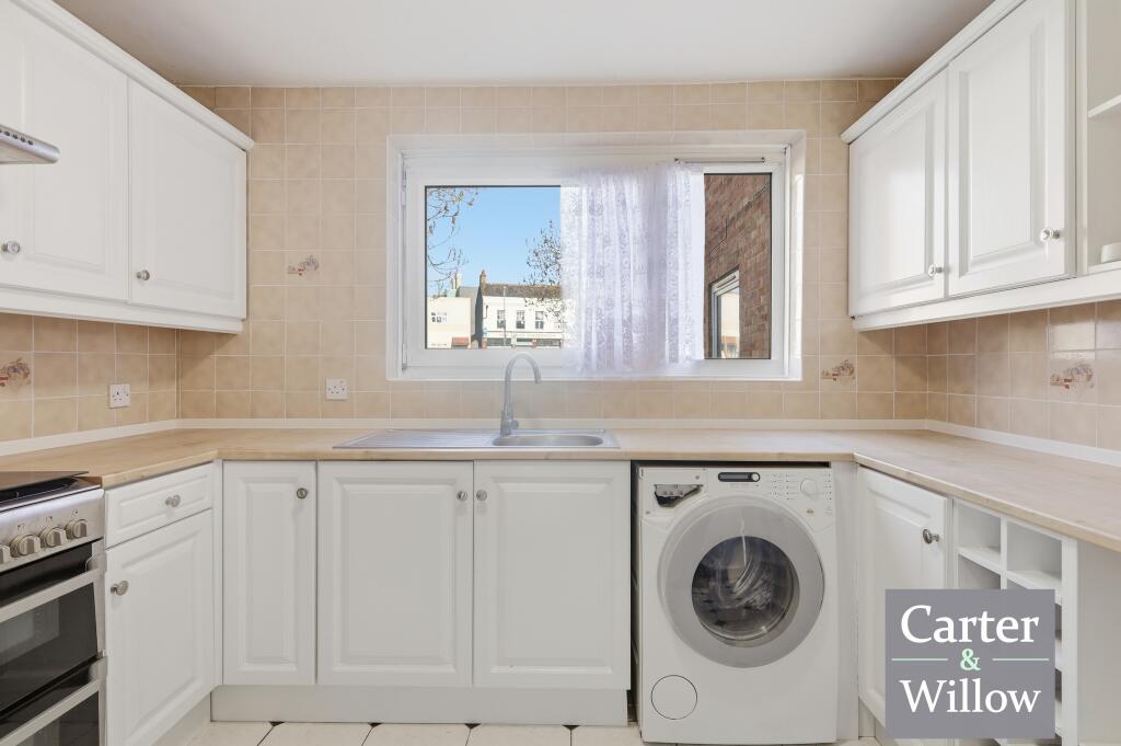 Cowbridge Lane, Barking photo 3