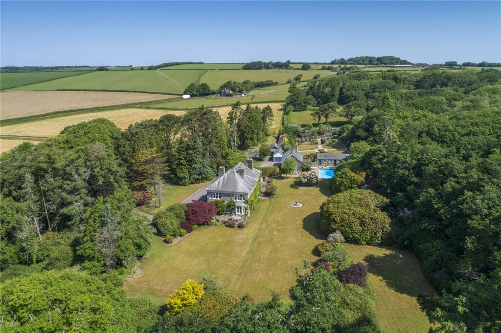 House in North Devon, Shirwell - View 2