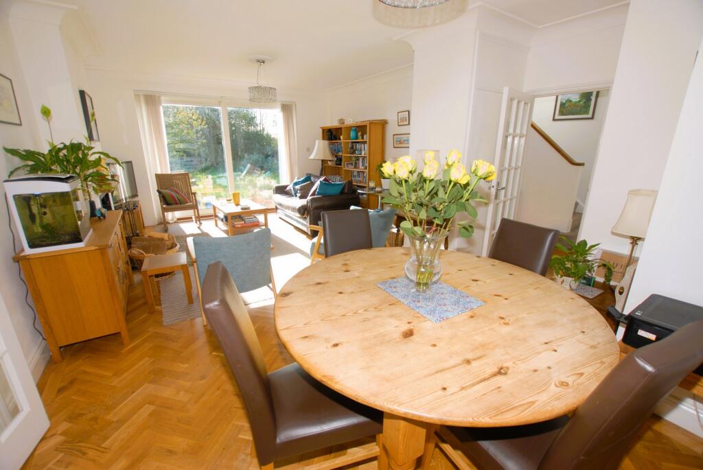 Seabrook Road, Hythe, CT21 photo 4